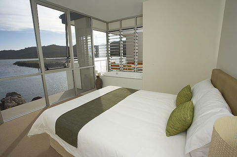 Grand Mercure Apartments Magnetic Island - Hotel Accommodation 2