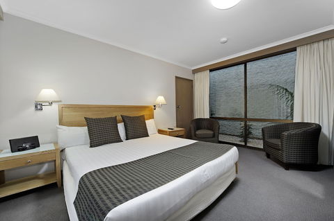 Mid City Warrnambool - Hotel Accommodation 4