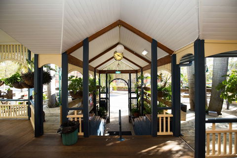 Brisbane Manor Hotel - Hotel Accommodation 1