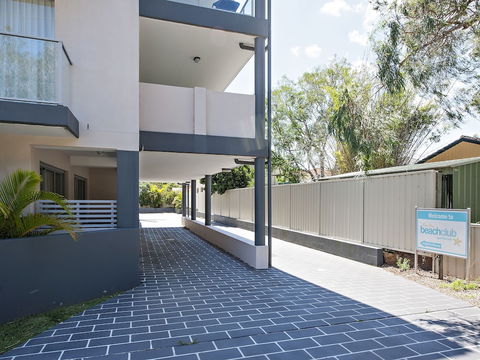 Shoal Bay Beachclub Apartments - Hotel Accommodation 3