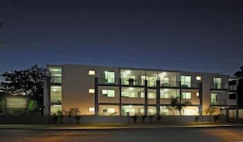 Shoal Bay Beachclub Apartments - Hotel Accommodation 2