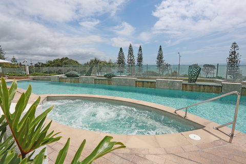 Oceans Mooloolaba - Hotel Accommodation 6