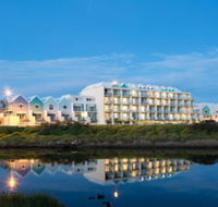 Lady Bay Resort - Hotel Accommodation