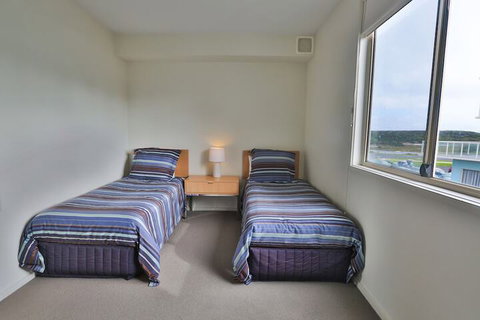 Lady Bay Resort - Hotel Accommodation 7