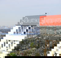 Metro Hotel Miranda - Hotel Accommodation