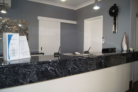 Old Maitland Inn - Hotel Accommodation 2