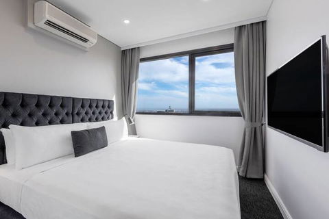 Meriton Suites Kent Street, Sydney - Hotel Accommodation 5