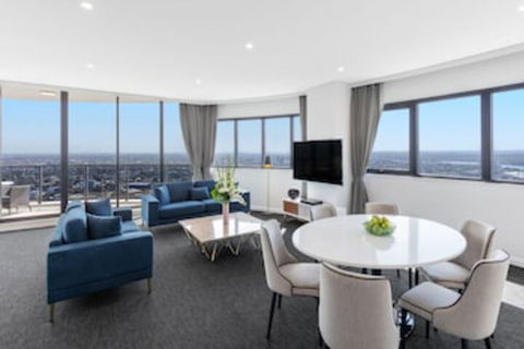 Meriton Suites Kent Street, Sydney - Hotel Accommodation 0