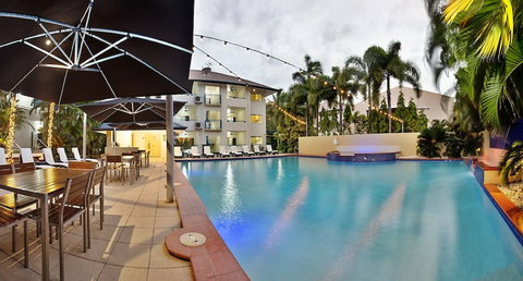 Central Plaza Port Douglas Apartments - Hotel Accommodation 1