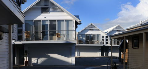 The Victoria - Hotel Accommodation 1