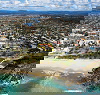 Burleigh Point Holiday Apartments - Hotel Accommodation