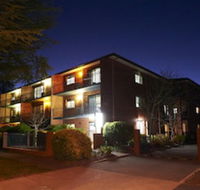 Oxley Court Serviced Apartments - Hotel Accommodation