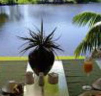 Alexander Lakeside Bed  Breakfast - Hotel Accommodation