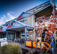 The Island Accommodation - Hostel - Hotel Accommodation