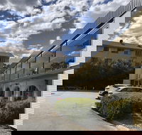 Canberra Short Term and Holiday Accommodation - Hotel Accommodation