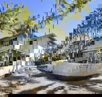 Coco Bay Resort - Hotel Accommodation