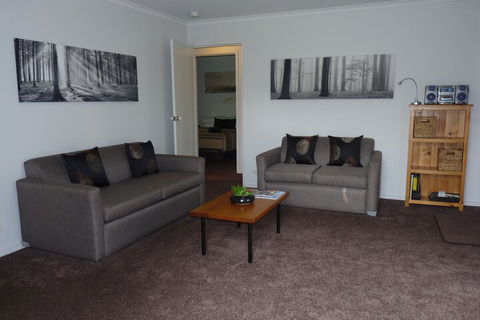 Barwon Valley Lodge - Hotel Accommodation 7