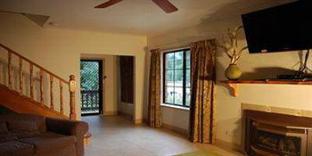 The Keepers Cottages - Hotel Accommodation 5