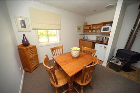 Riesling Trail & Clare Valley Cottages - Hotel Accommodation 7