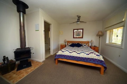 Riesling Trail & Clare Valley Cottages - Hotel Accommodation 4