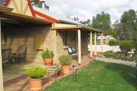 Riesling Trail & Clare Valley Cottages - Hotel Accommodation 0