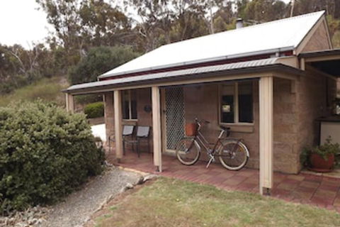 Riesling Trail & Clare Valley Cottages - Hotel Accommodation 1