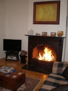 Brown's House Bed And Breakfast - Hotel Accommodation 2