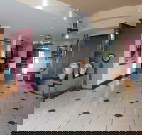 Springwood Tower Apartment Hotel - Hotel Accommodation