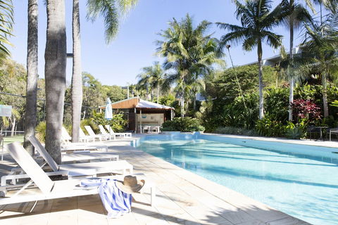 The Oasis Apartments And Treetop Houses - Hotel Accommodation 4