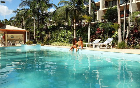 The Oasis Apartments And Treetop Houses - Hotel Accommodation 5