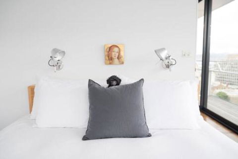 Avalon City Retreat - Hotel Accommodation 5