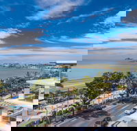 Echelon Apartments - Hotel Accommodation