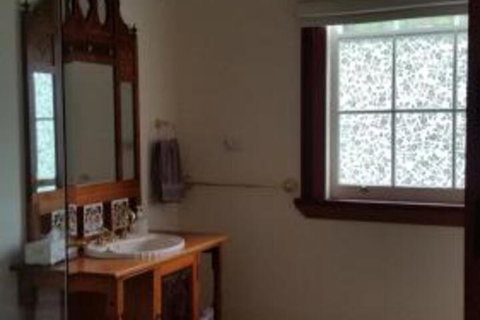 The Old School Bed & Breakfast - Hotel Accommodation 4