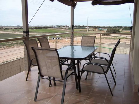 Relax On Par - Hotel Accommodation 1