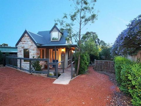 Two Truffles Cottages - Hotel Accommodation 6