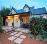 Two Truffles Cottages - Hotel Accommodation