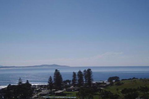 AAA Views 2 View Street - Hotel Accommodation 0