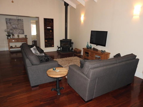 Quiet Escapes Cottages - Hotel Accommodation 2