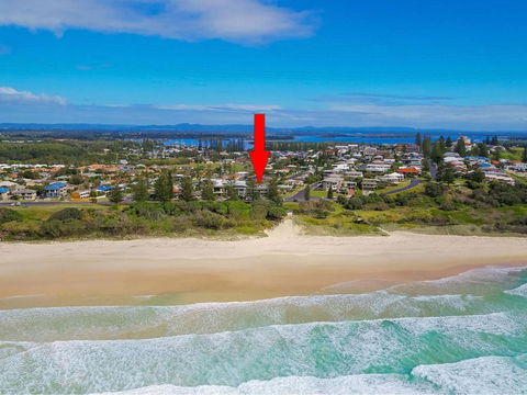 Blue Pacific 1 Across The Road From Pippi Beach - Hotel Accommodation 5