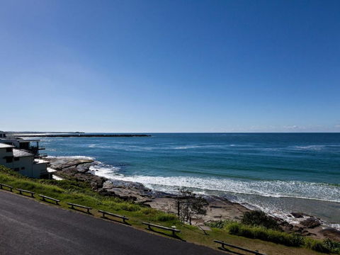 Avalon 2 Uninterrupted Views Almost On The Beach! - Hotel Accommodation 5