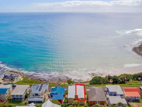 Avalon 4 Right Across The Road From Convent Beach Uninterrupted Views - Hotel Accommodation 1
