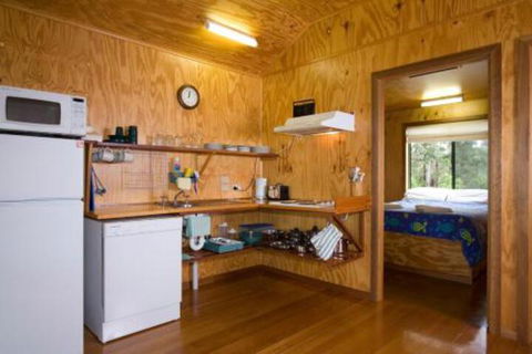 Brodribb River Rainforest Cabins Cabin 2 - Hotel Accommodation 4