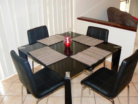 Geraldton Luxury Retreat 2 With Free Netflix - Hotel Accommodation 6