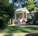 Colins Garden - Hotel Accommodation