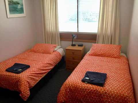Orford Prosser Holiday Units - Hotel Accommodation 4