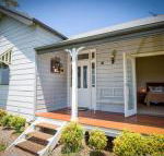 Wine Country Cottage located right at the Hunter Valley gateway close to everything - Hotel Accommodation