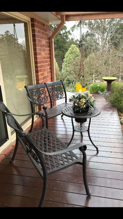 Holly Cottage - Hotel Accommodation 2