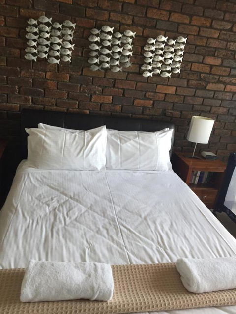 Pacific Tower Penthouse - Hotel Accommodation 5