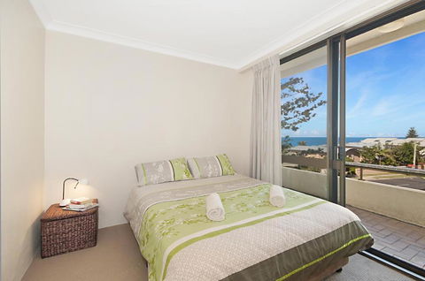 Pacific Tower Penthouse - Hotel Accommodation 2