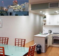 The Artisan 3BR House in The City - Hotel Accommodation